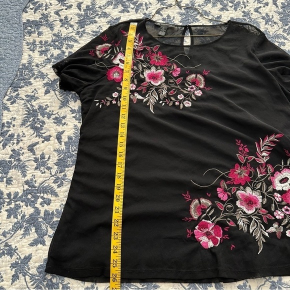 INC International Concepts Whimsigoth Top Black Sheer Fairy Dark Floral Size 1X - Picture 8 of 9